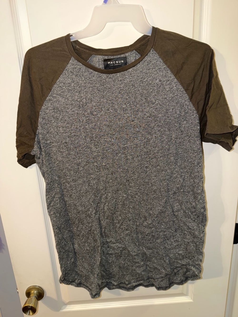 PacSun Two-Tone Raglan Tee in Olive and Gray